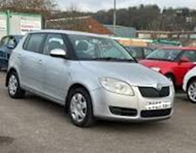 Skoda-Fabia -1.2 petrol 